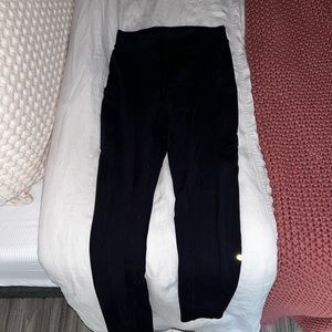 Alo yoga leggings size xs